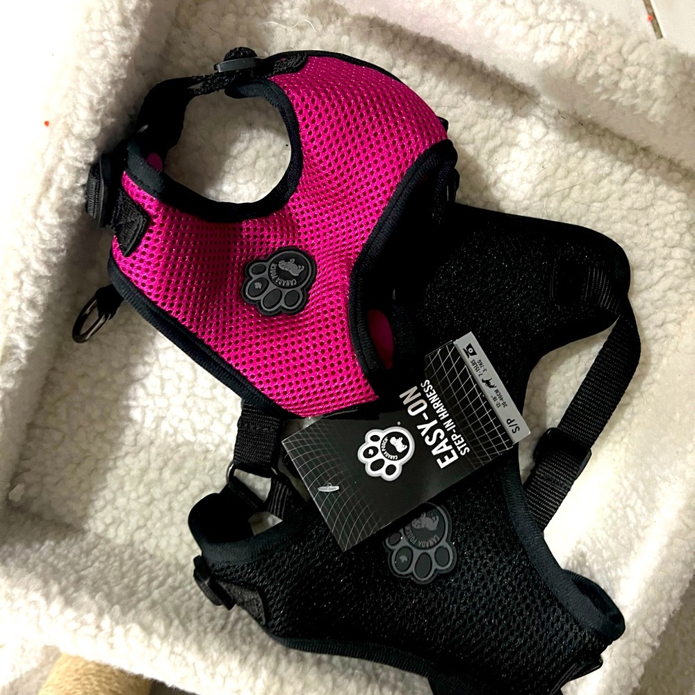 Canada Pooch Easy-On Step-In Dog Harness, Black, X-Small